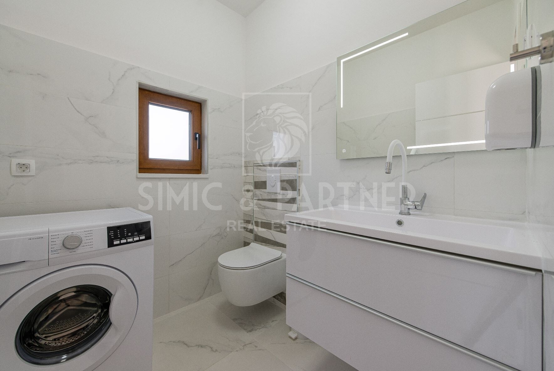 Steinhaus, Verkauf, Nin, Zaton