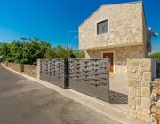 Steinhaus, Verkauf, Nin, Zaton