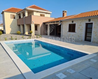 Alleinstehendes Haus, Verkauf, Privlaka, Privlaka