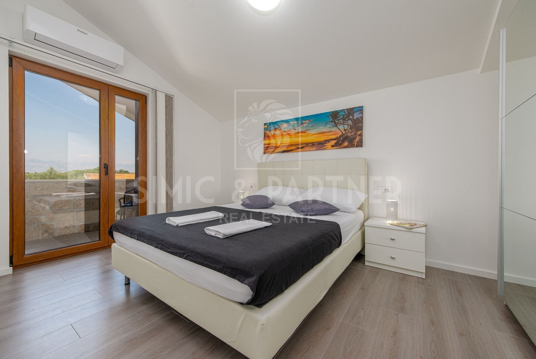 Steinhaus, Verkauf, Nin, Zaton