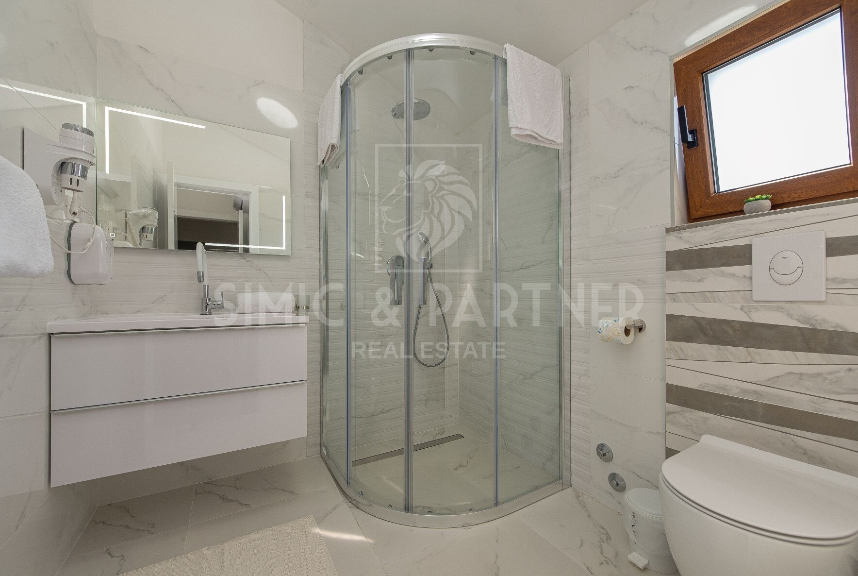 Steinhaus, Verkauf, Nin, Zaton