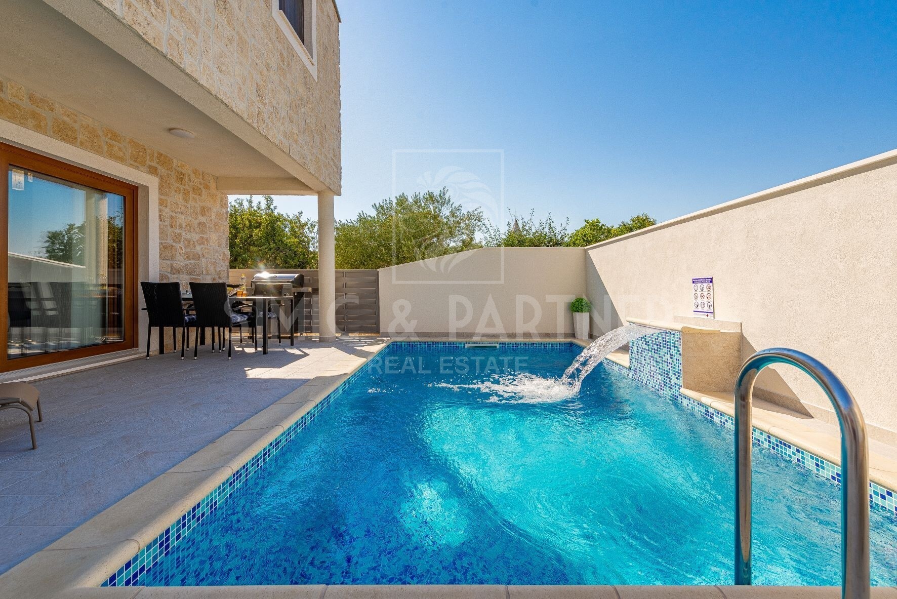 Steinhaus, Verkauf, Nin, Zaton