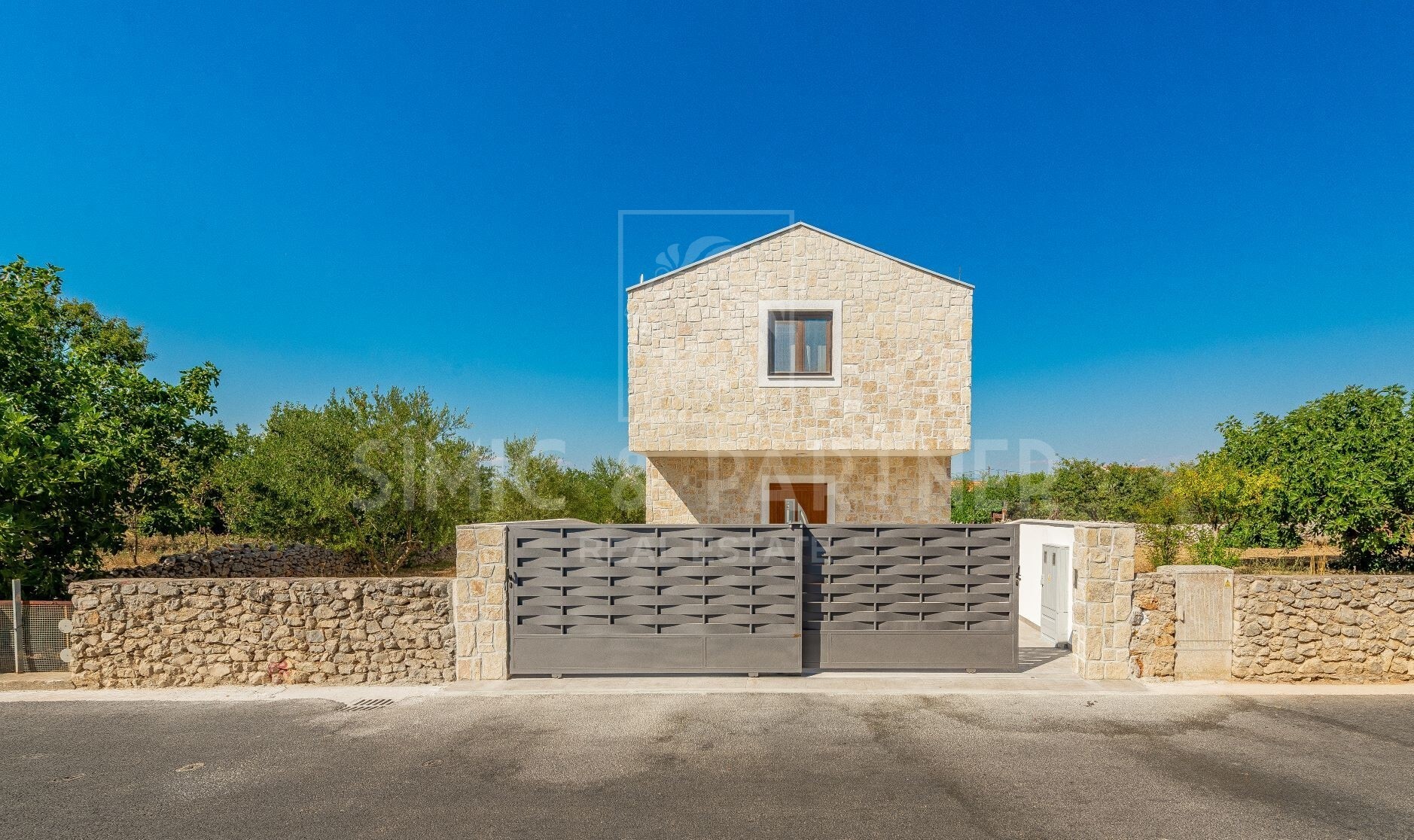 Steinhaus, Verkauf, Nin, Zaton