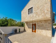 Steinhaus, Verkauf, Nin, Zaton