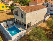 Steinhaus, Verkauf, Nin, Zaton